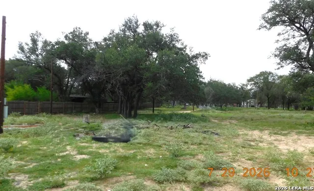 55 S 3rd Somerset, TX 78069