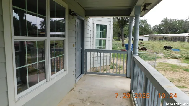 55 S 3rd Somerset, TX 78069