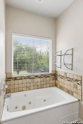 11335 AMHURST DR San Antonio, TX 78213