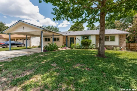 800 MARILYN DR