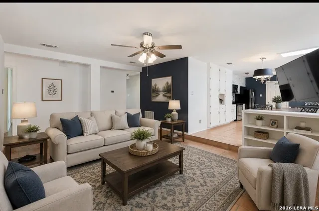 800 MARILYN DR Schertz, TX 78154