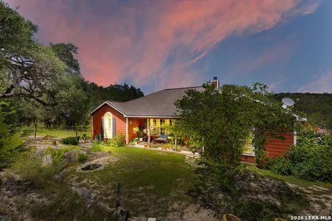 126 MADRONE RDG