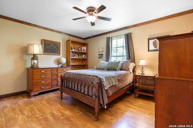 126 MADRONE RDG Comfort, TX 78013
