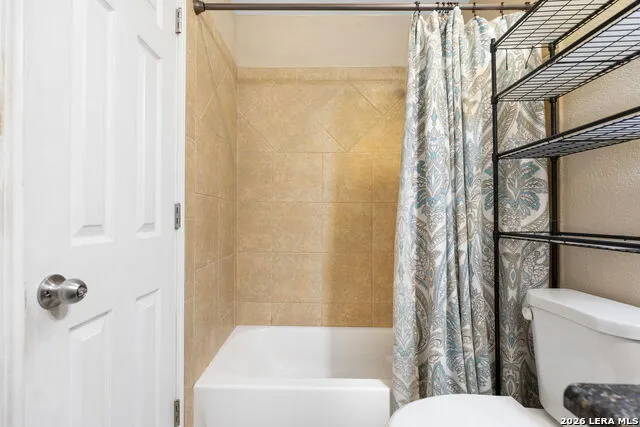 126 MADRONE RDG Comfort, TX 78013