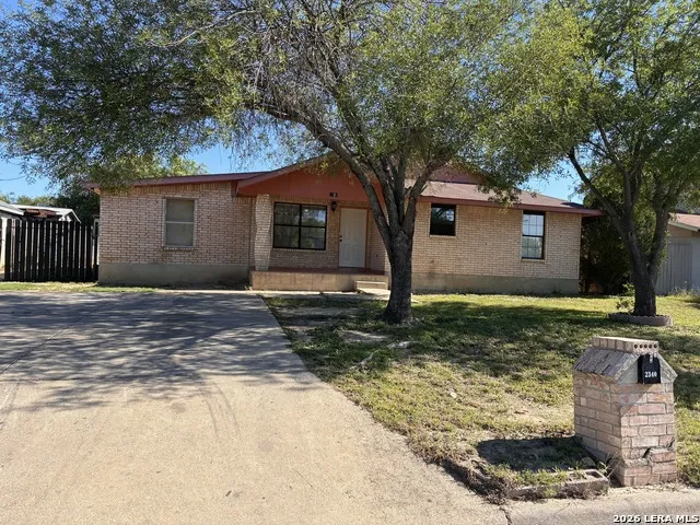 2340 Royal Park Eagle Pass, TX 78852