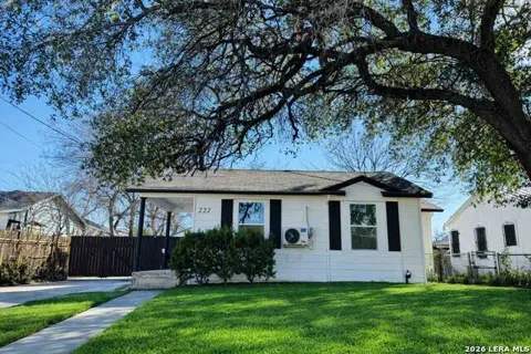 222 W Burcham Ave