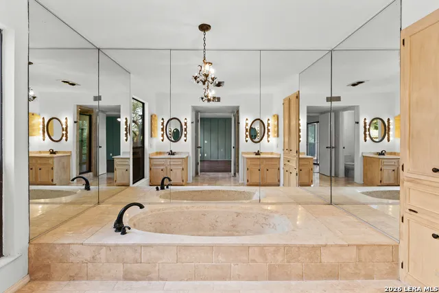 16827 Marlhead Helotes, TX 78023