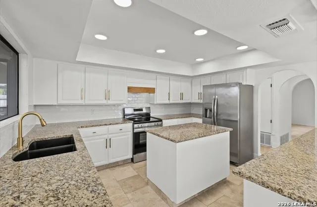 16827 Marlhead Helotes, TX 78023