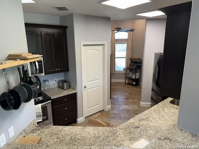 431 La Vista DR Del Rio, TX 78840