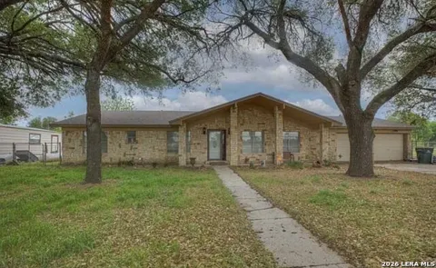 1010 county oak dr