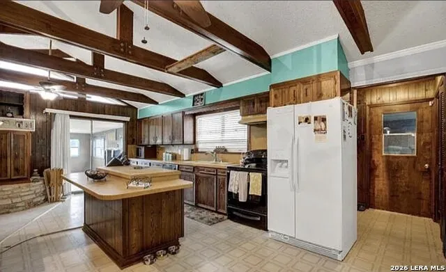 1010 county oak dr Luling, TX 78648