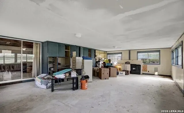 1010 county oak dr Luling, TX 78648