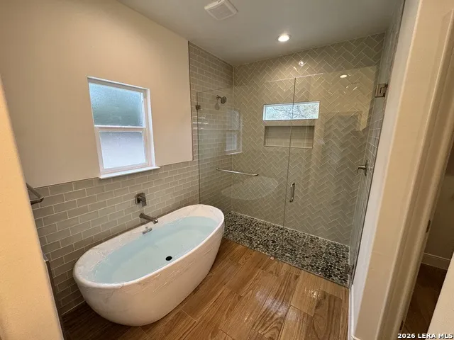 1736 Stallion Springs Fischer, TX 78623