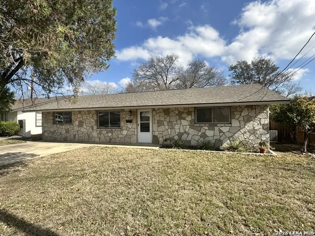 510 Lake Drive Kerrville, TX 78028