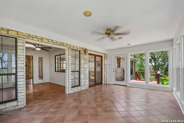 302 MESA DR Wimberley, TX 78676