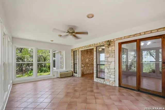 302 MESA DR Wimberley, TX 78676
