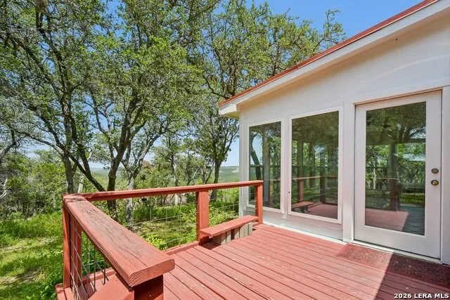 302 MESA DR Wimberley, TX 78676