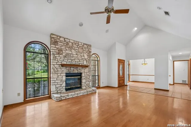 302 MESA DR Wimberley, TX 78676