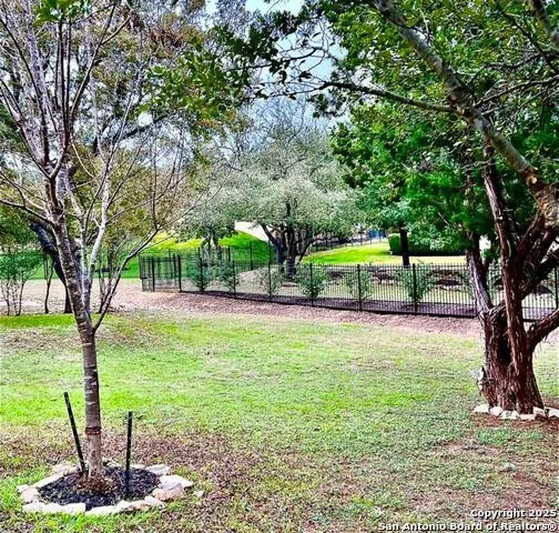 32 WESTCOURT LN San Antonio, TX 78257