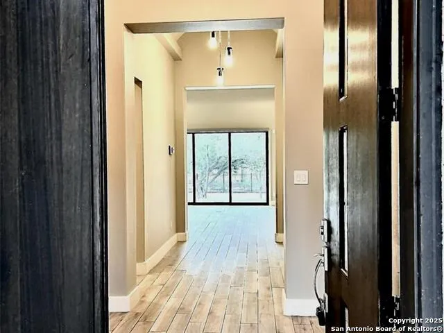 32 WESTCOURT LN San Antonio, TX 78257