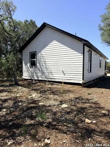 918 Scenic Dr Bandera, TX 78003