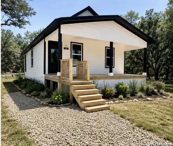 918 Scenic Dr Bandera, TX 78003
