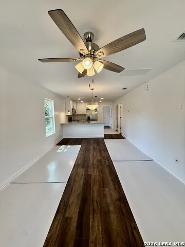 918 Scenic Dr Bandera, TX 78003