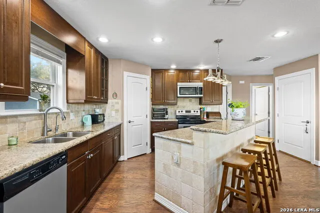 556 APOLLO DRIVE Canyon Lake, TX 78133