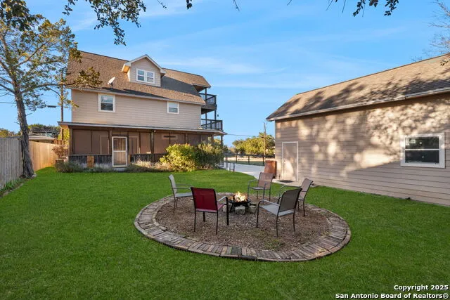 556 APOLLO DRIVE Canyon Lake, TX 78133