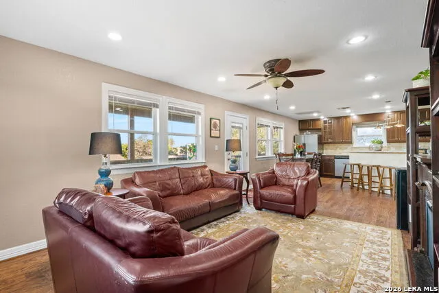 556 APOLLO DRIVE Canyon Lake, TX 78133