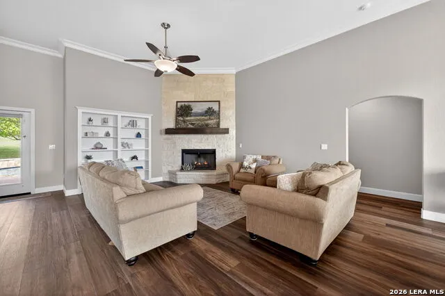 123 GROSBEAK DR Spring Branch, TX 78070