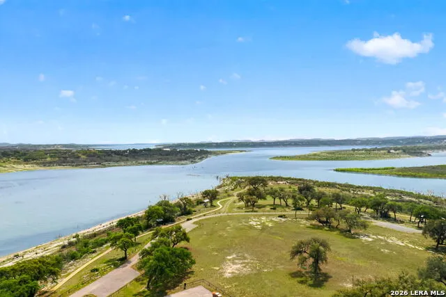 123 GROSBEAK DR Spring Branch, TX 78070