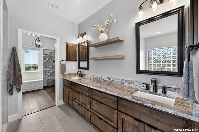 123 GROSBEAK DR Spring Branch, TX 78070
