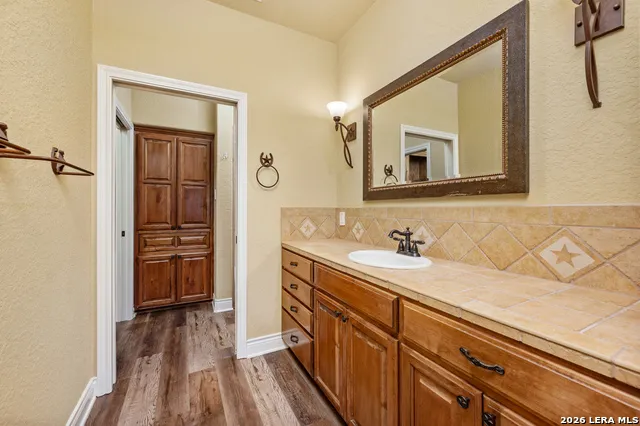 16227 San Cayetano Helotes, TX 78023