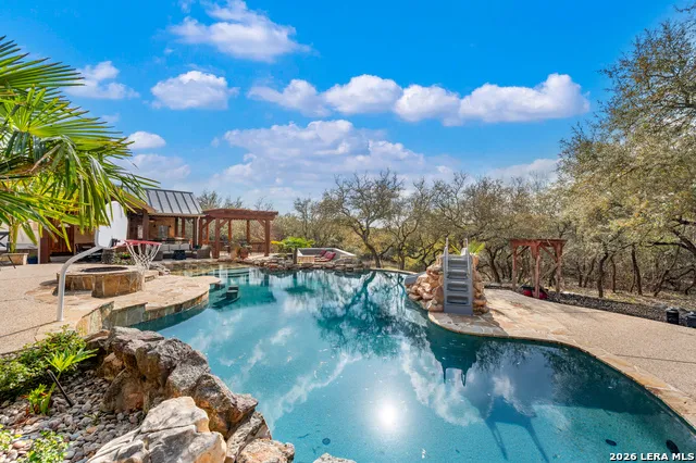 16227 San Cayetano Helotes, TX 78023