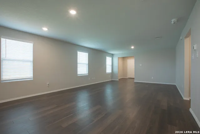 5402 FREDERICK BLF Von Ormy, TX 78073