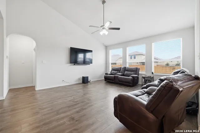 521 AMBER CRK Cibolo, TX 78108
