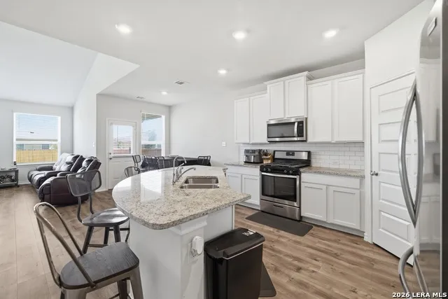 521 AMBER CRK Cibolo, TX 78108