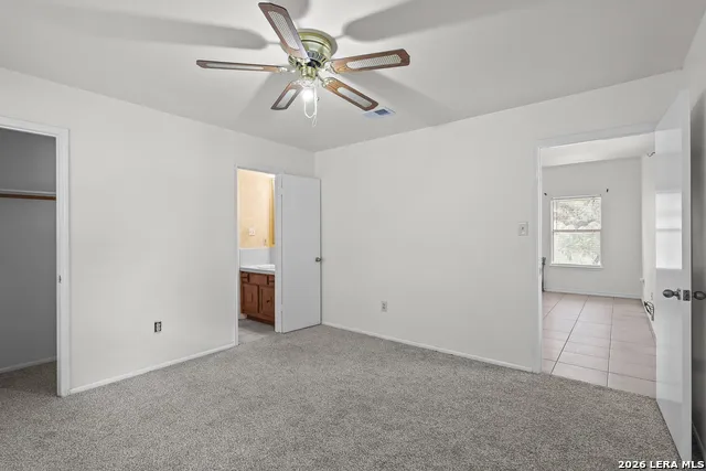 336 Lost Trail La Vernia, TX 78121