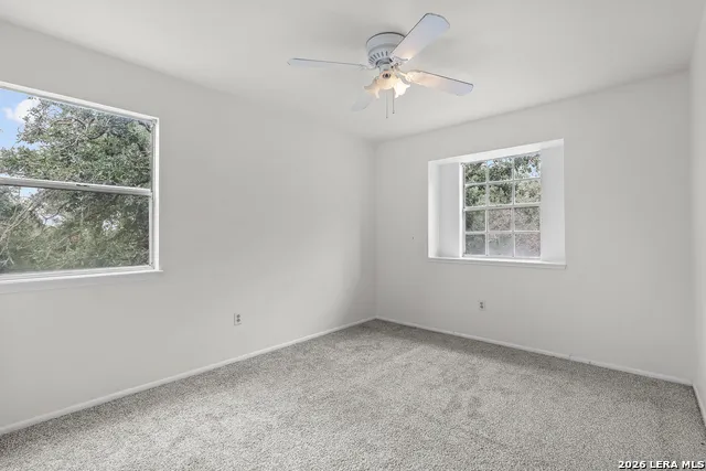 336 Lost Trail La Vernia, TX 78121