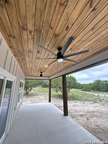 951 Rocky Ridge Loop Canyon Lake, TX 78133