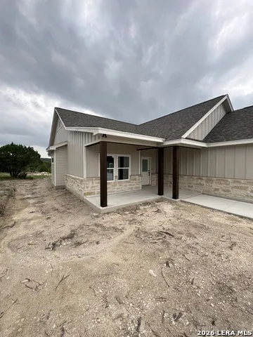951 Rocky Ridge Loop Canyon Lake, TX 78133
