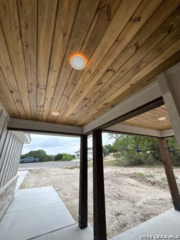 951 Rocky Ridge Loop Canyon Lake, TX 78133