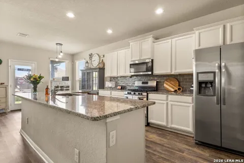 410 MOONVINE WAY