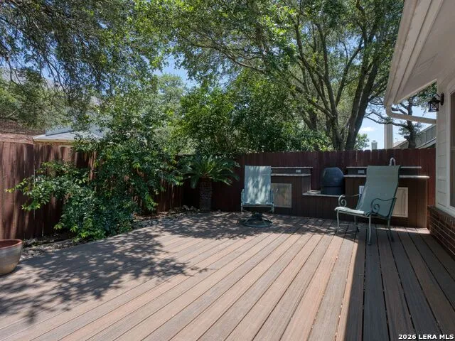 2423 Cedar Ridge San Antonio, TX 78232