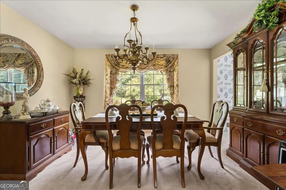 1033 Davenport CIR Powder Springs, GA 30127