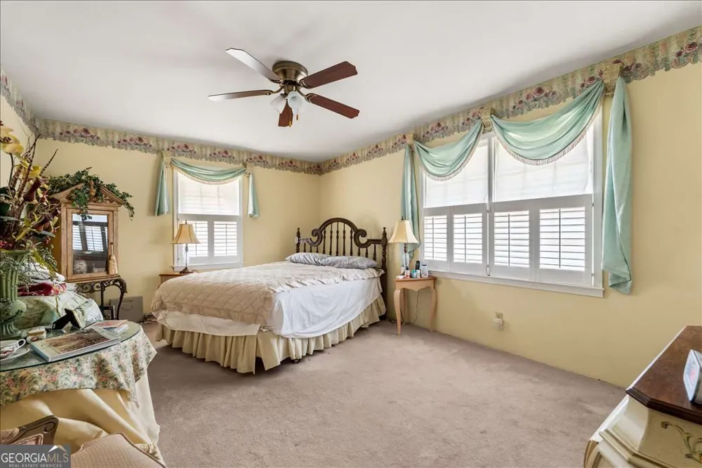 1033 Davenport CIR Powder Springs, GA 30127
