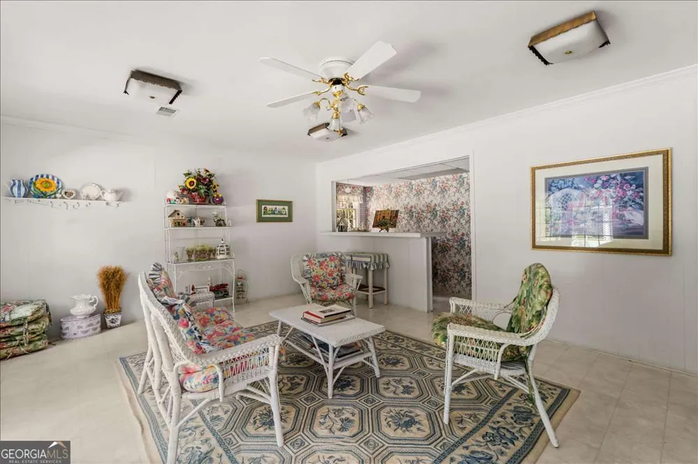 1033 Davenport CIR Powder Springs, GA 30127