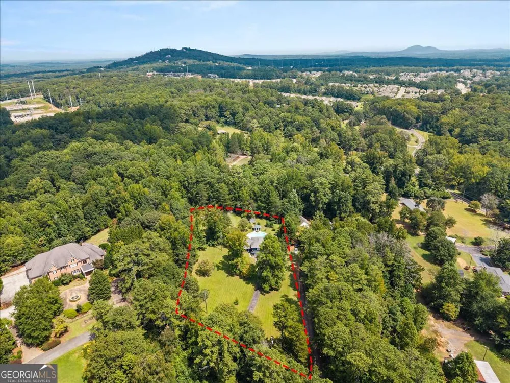 1033 Davenport CIR Powder Springs, GA 30127