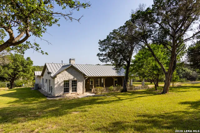 174 Cedar Rock Trail Hunt, TX 78024